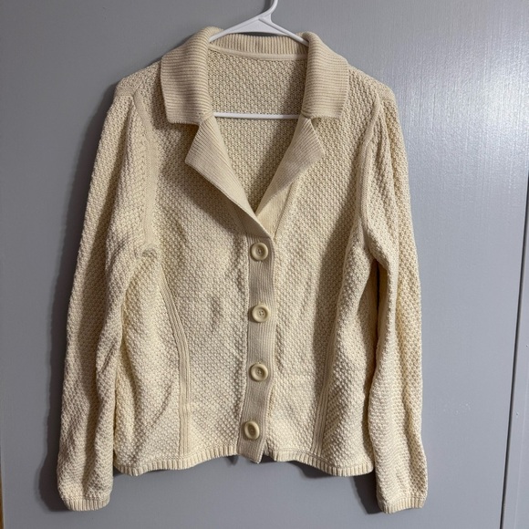 L.L. Bean Women's Cotton Signature Knit Cardigan Sweater Size Medium in Cream - Picture 2 of 5
